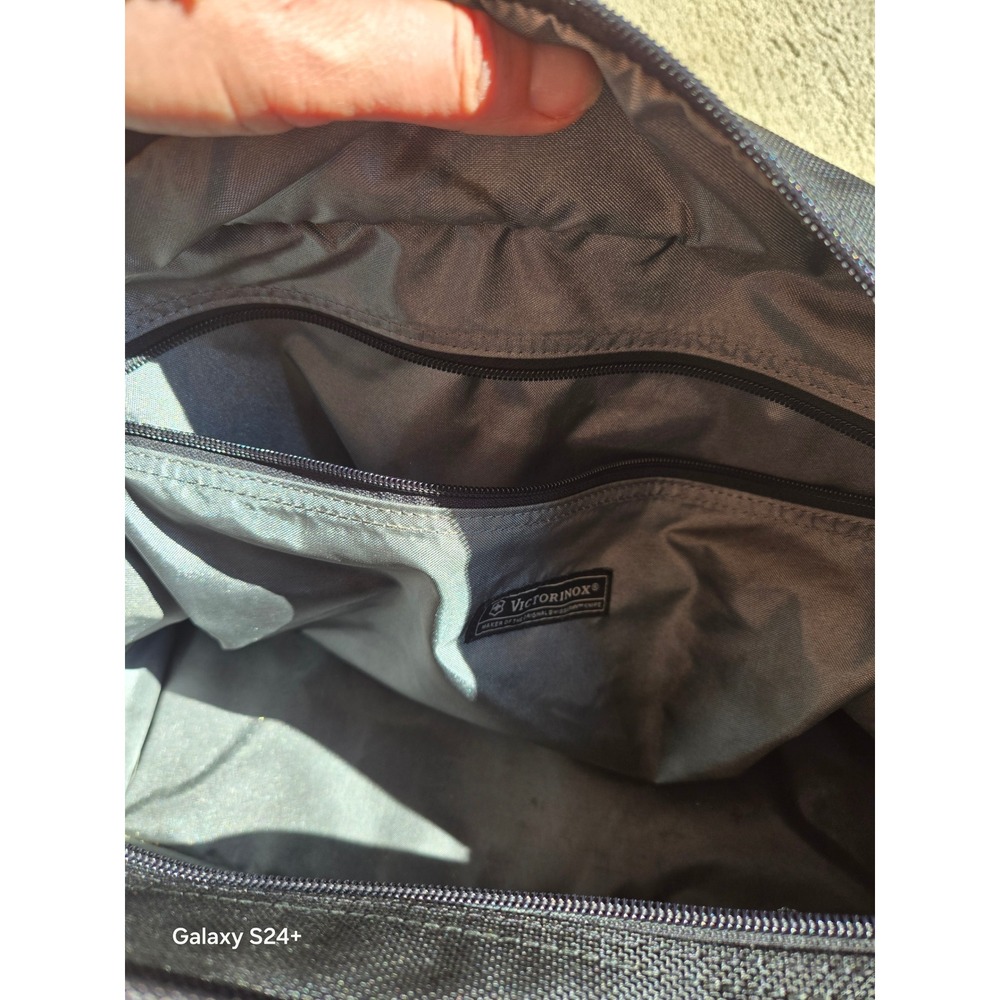 Victorinox Swiss Army Black Ballistic Nylon Travel Bag Organizer Shoulder Strap - Picture 6 of 9